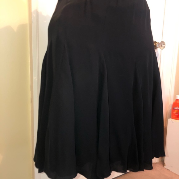 Vintage Armani pleated black skirt - Picture 8 of 9